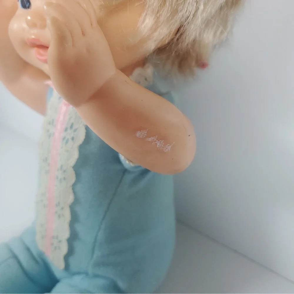 Mattel 1981 Bye Bye Diapers Baby Doll Pull String Is Stuck Out